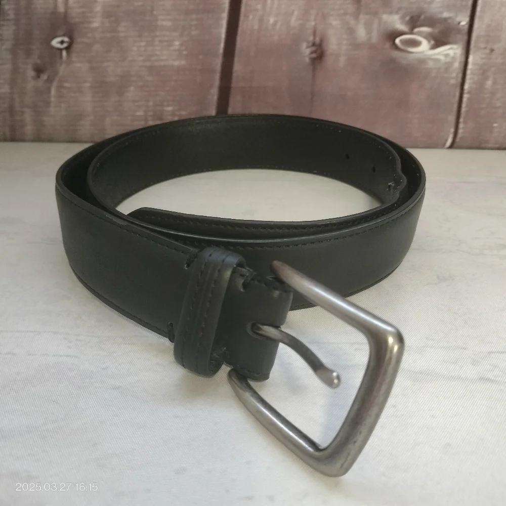 Columbia Men's Trinity Belt Black Silver Buckle Leather Lining Classic Business